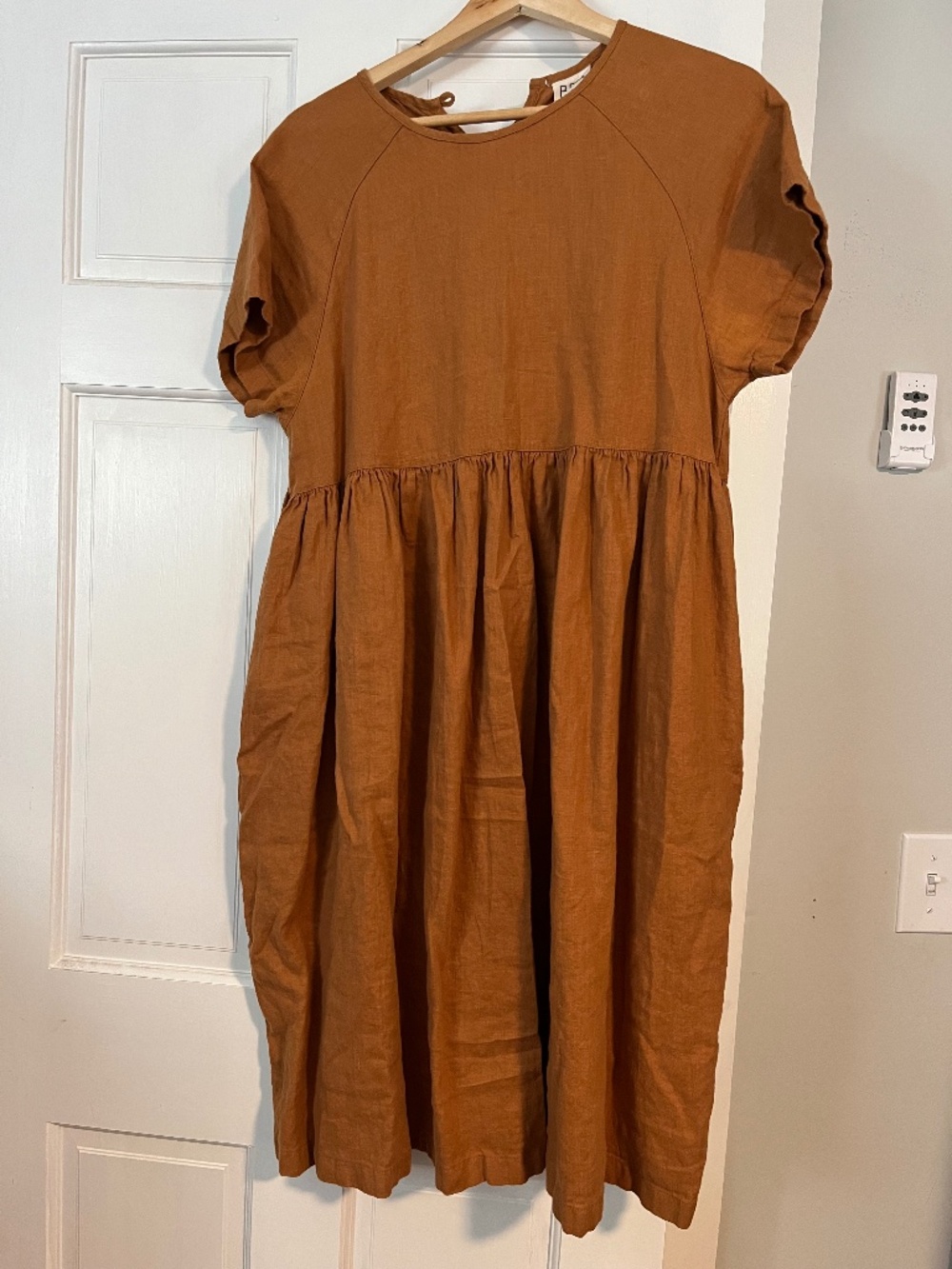 Beaton Linen River dress, size medium - very good condition